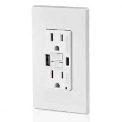 Leviton 15 Amp SmartlockPro Self-Test GFCI Combination 24-Watt (4.8 Amp) Type A/C USB In-Wall Charger Duplex Outlet, White -Surge Protectors Sales Store white leviton electrical outlets receptacles r02 guac1 0bw 4f 1000