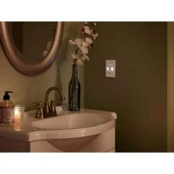 Leviton 15 Amp Self-Test SmartlockPro Combo Duplex Guide Light and Tamper Resistant GFCI Outlet, White -Surge Protectors Sales Store white leviton electrical outlets receptacles r92 gfnl1 00w 66 1000