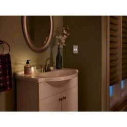 Leviton 15 Amp Self-Test SmartlockPro Combo Duplex Guide Light and Tamper Resistant GFCI Outlet, White (6-Pack) -Surge Protectors Sales Store white leviton electrical outlets receptacles vw6 gfnl1 hw6 1f 1000