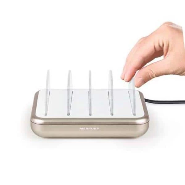 Merkury Innovations 4.8 Amp 4-Port USB Charging Station, White/Gold 2 Merkury Innovations 4.8 Amp 4-Port USB Charging Station, White/Gold - Image 2